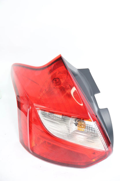 2012-2014 FORD FOCUS HATCHBACK REAR LEFT DRIVER SIDE TAILLIGHT TAIL LAMP ASSY