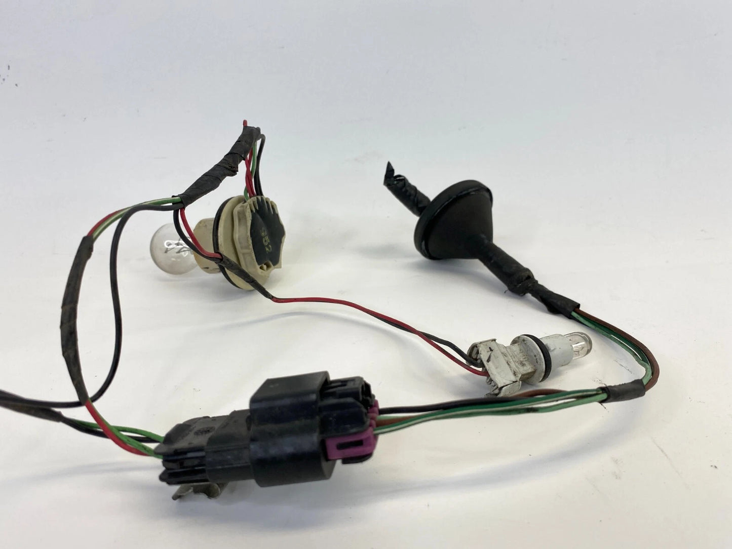 2010-2015 CHEVROLET EQUINOX REAR RIGHT TRUNK TAIL LIGHT WIRING WIRE HARNESS OEM