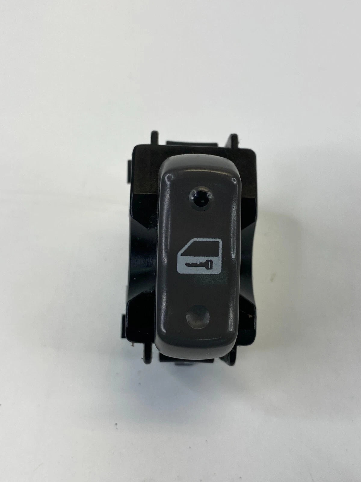 1998-2005 LEXUS GS300 GS 300 FRONT RIGHT SIDE DOOR LOCK CONTROL SWITCH BUTTON