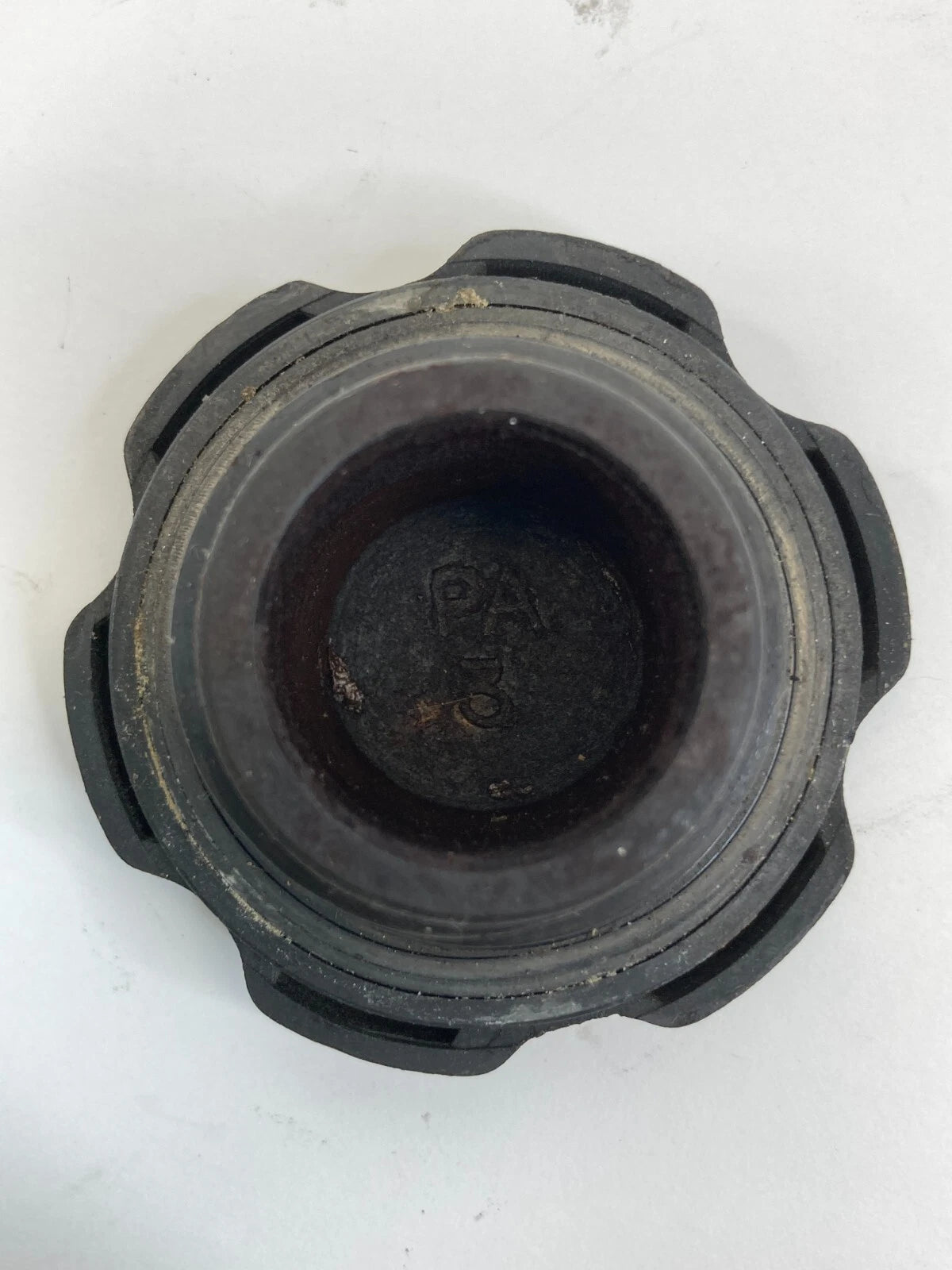 2003-2006 KIA SORENTO 3.5L V6 16V ENGINE OIL FILLER FLUID CAP OEM