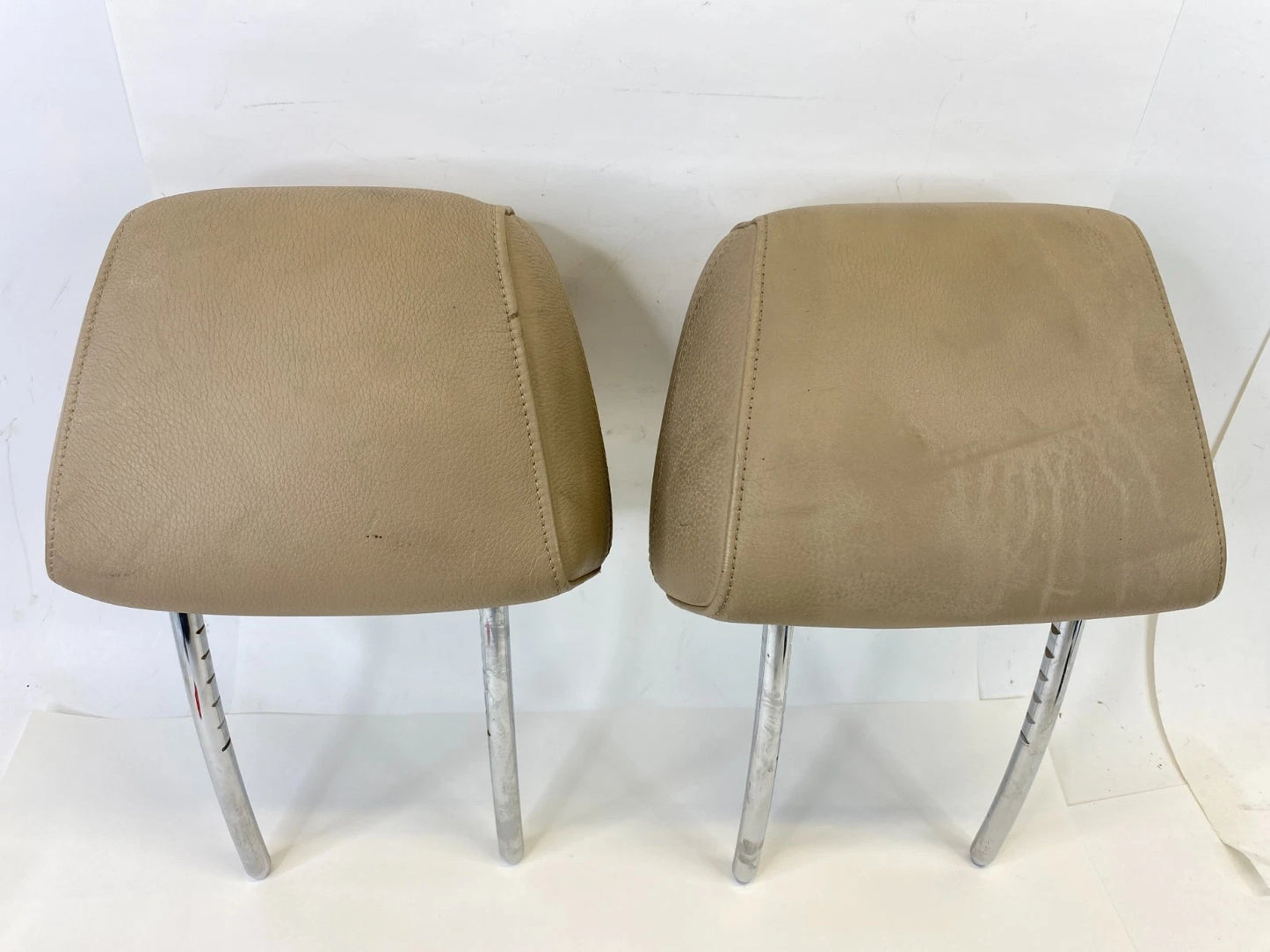 07 08 BMW 328XI 07-12 328I FRONT LEFT & RIGHT SEAT HEADREST HEAD REST PAIR SET