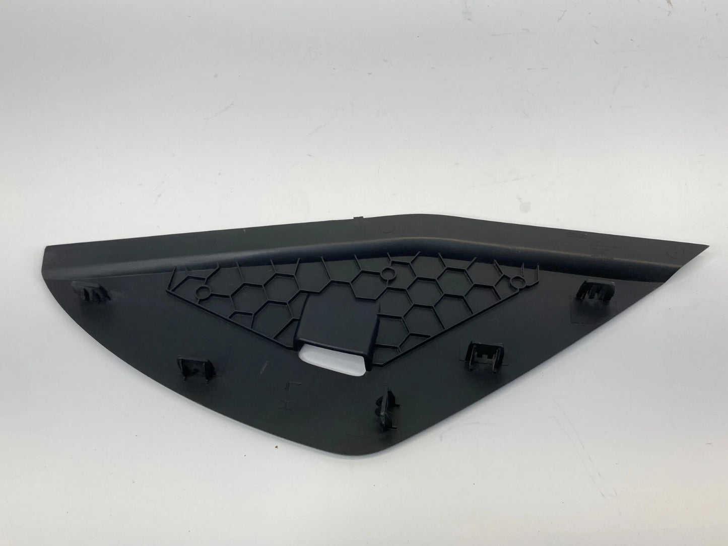 08-12 FORD ESCAPE 08-11 MARINER FRONT LEFT SIDE DASH END CAP COVER 8L847804481A