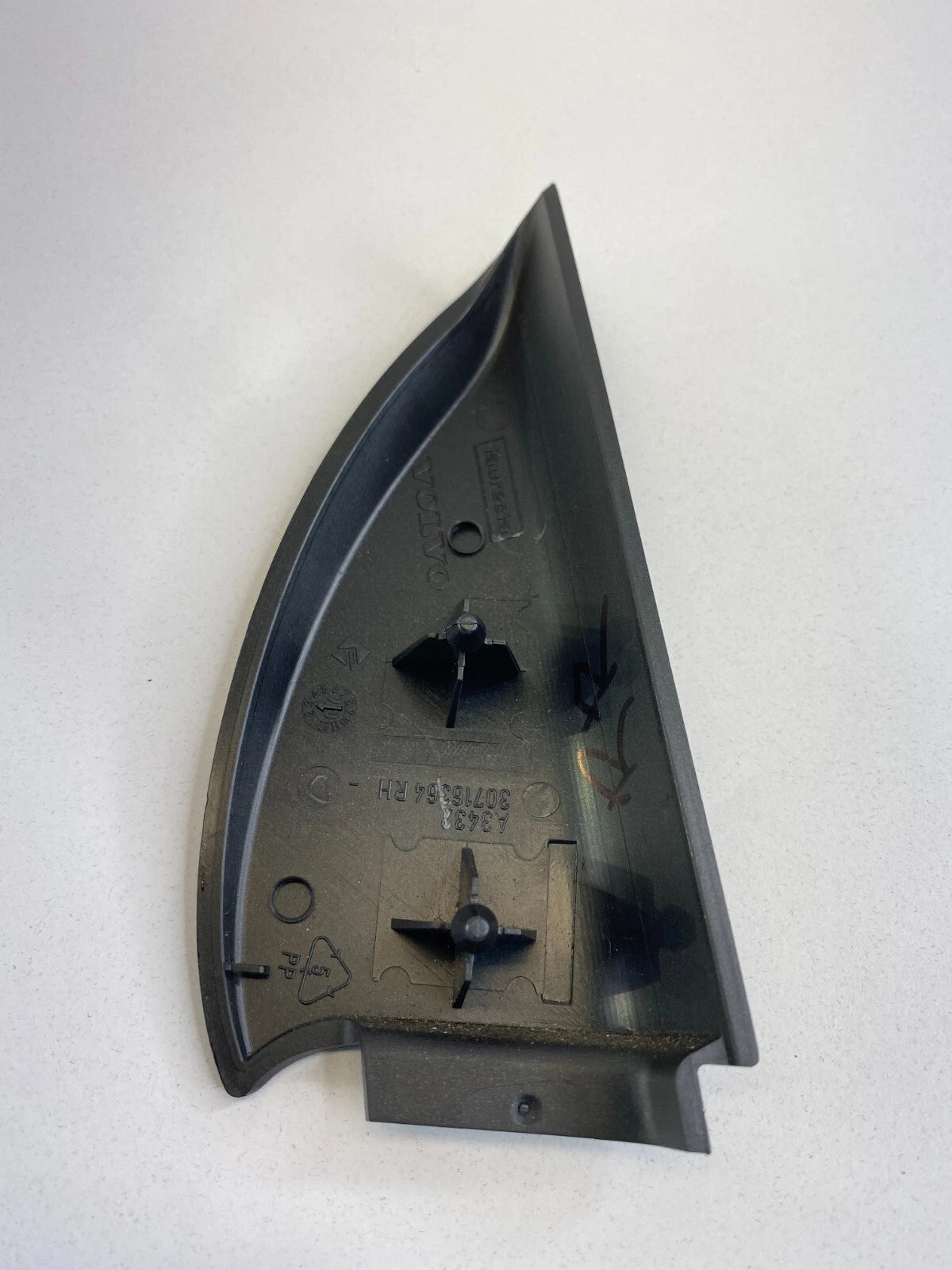 2004-2011 VOLVO S40 REAR RIGHT DOOR INTERIOR CORNER PANEL COVER 30716364 OEM