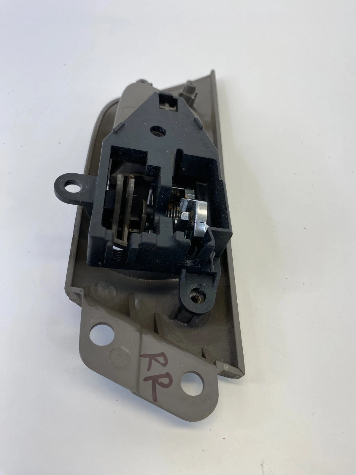 1998-2005 LEXUS GS300 REAR RIGHT SIDE INTERIOR INNER DOOR HANDLE W/ BEZEL OEM