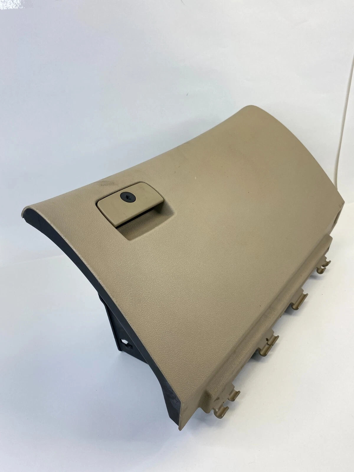 08 09 10 11 12 BUICK ENCLAVE GLOVE BOX STORAGE COMPARTMENT ASSEMBLY OEM