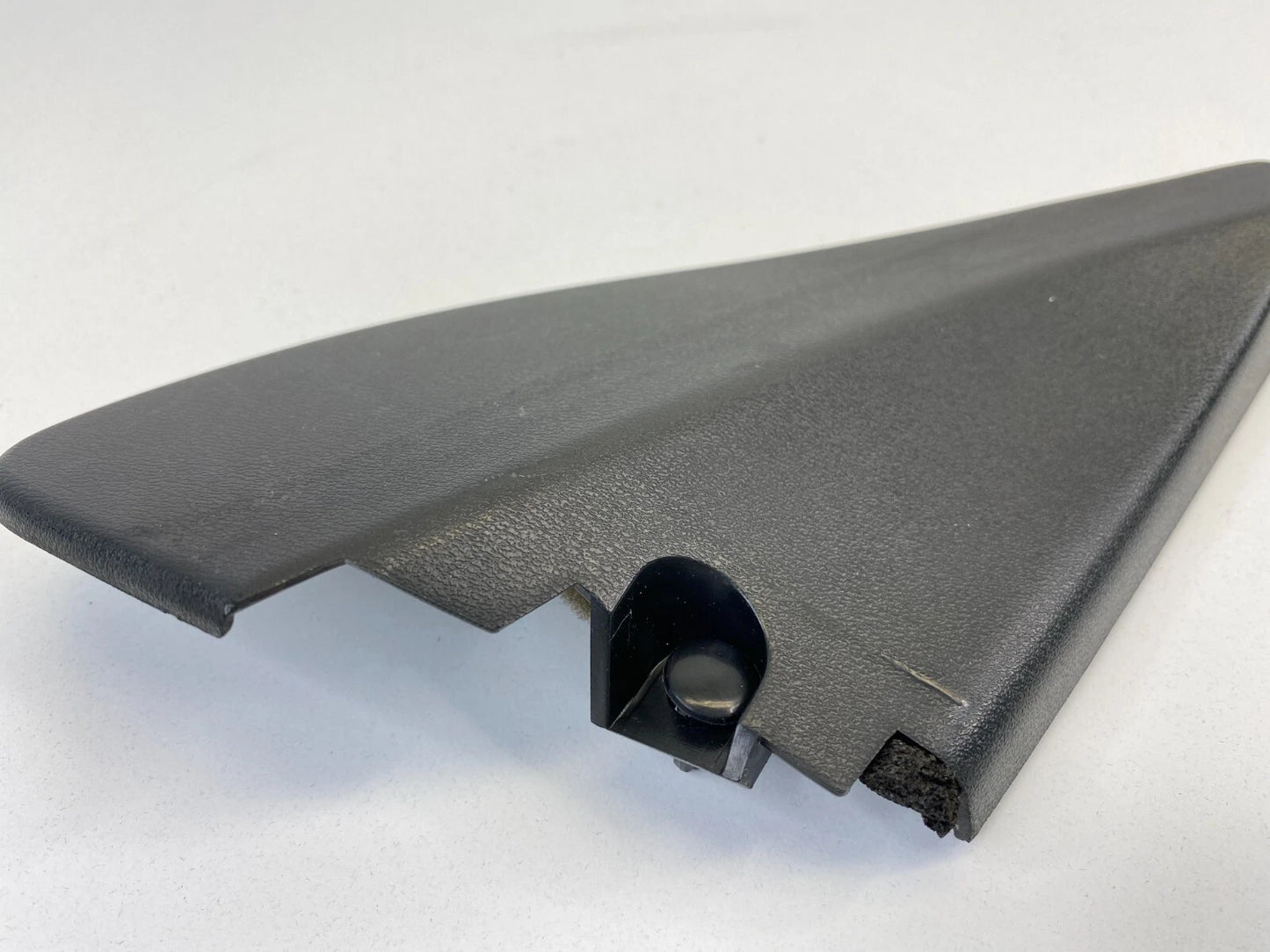 1997-2003 INFINITI QX4 INTERIOR FRONT RIGHT PASSENGER CORNER MIRROR COVER TRIM