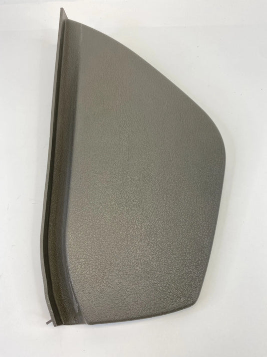 2005 06 2007 JEEP GRAND CHEROKEE DASH PANEL PASSENGER SIDE END CAP COVER OEM