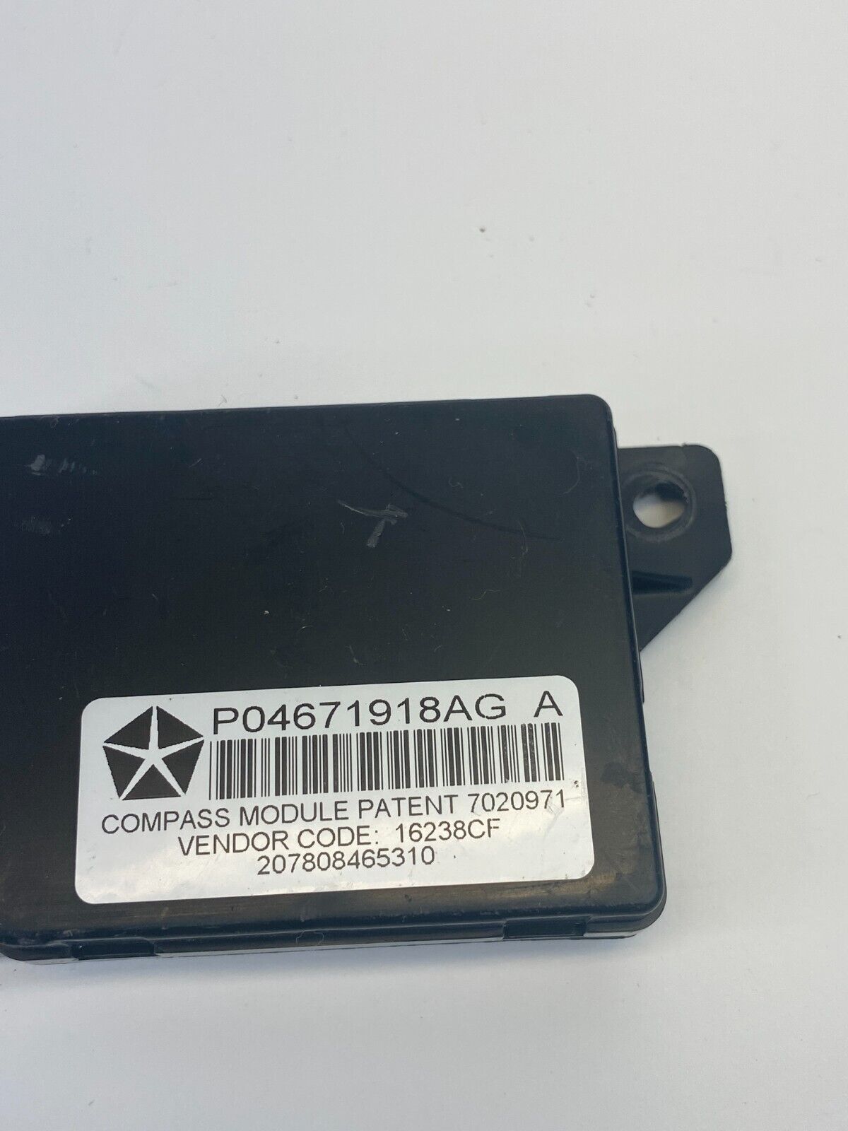 09-14 Volkswagen Routan 4.0L Compass & Temperature Control Module P04671918AG