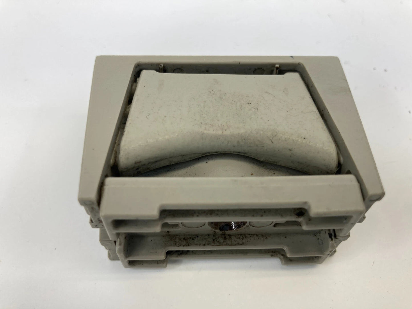 09-13 TOYOTA COROLLA CENTER CONSOLE CUP HOLDER INSERT DIVIDER OEM 5562002140
