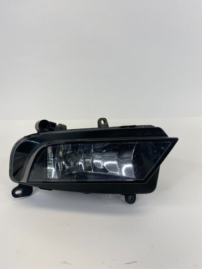 12-16 Audi A4 A4 Quattro Front Right Passenger Side Fog Light Lamp 8K0941700B