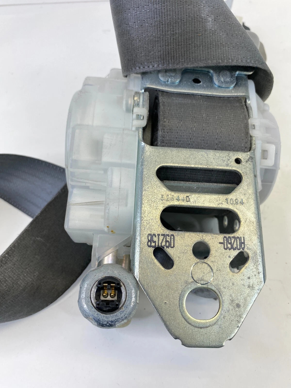 2007-2011 TOYOTA CAMRY FRONT RIGHT PASSENGER SIDE SEAT BELT RETRACTOR OEM