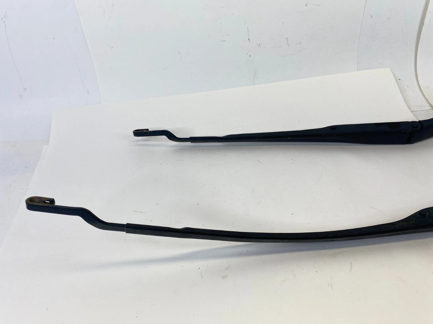 2017-2020 HYUNDAI ELANTRA FRONT WINDSHIELD LEFT & RIGHT SIDE WIPER ARM SET OEM