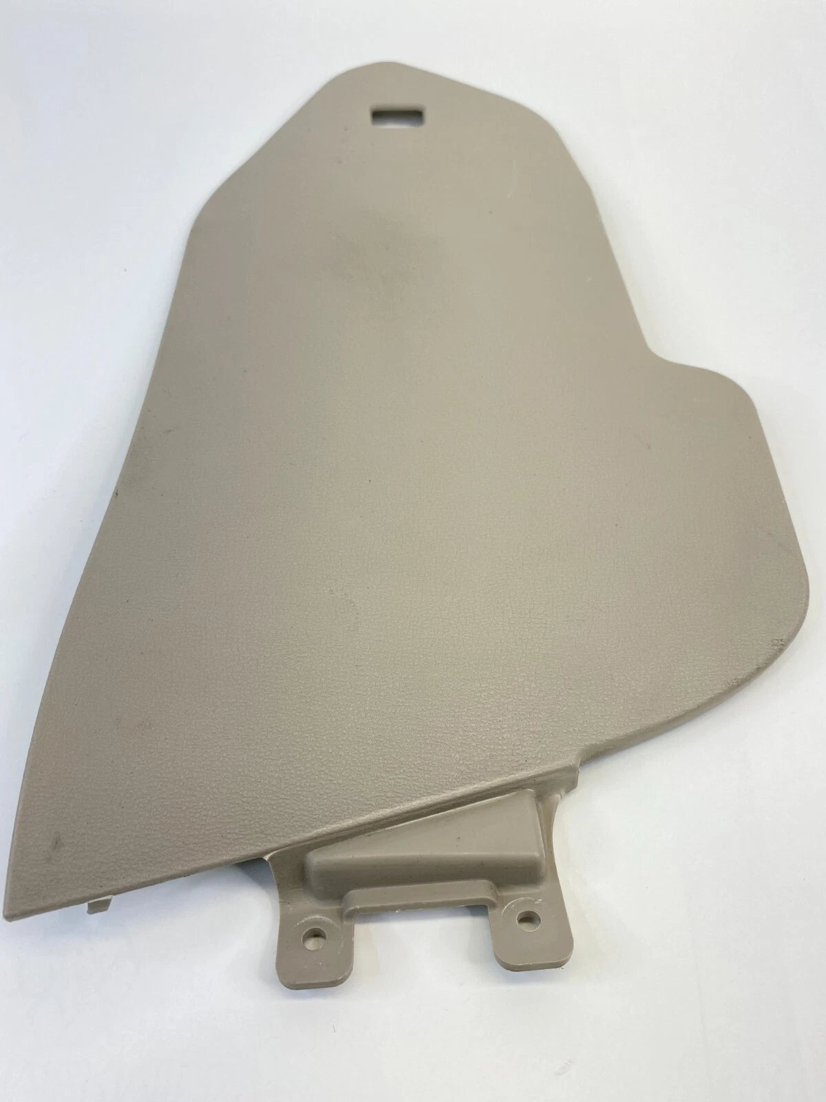 2006-2008 HYUNDAI SONATA SEDAN LEFT SIDE CENTER CONSOLE COVER TRIM 84770-3K000