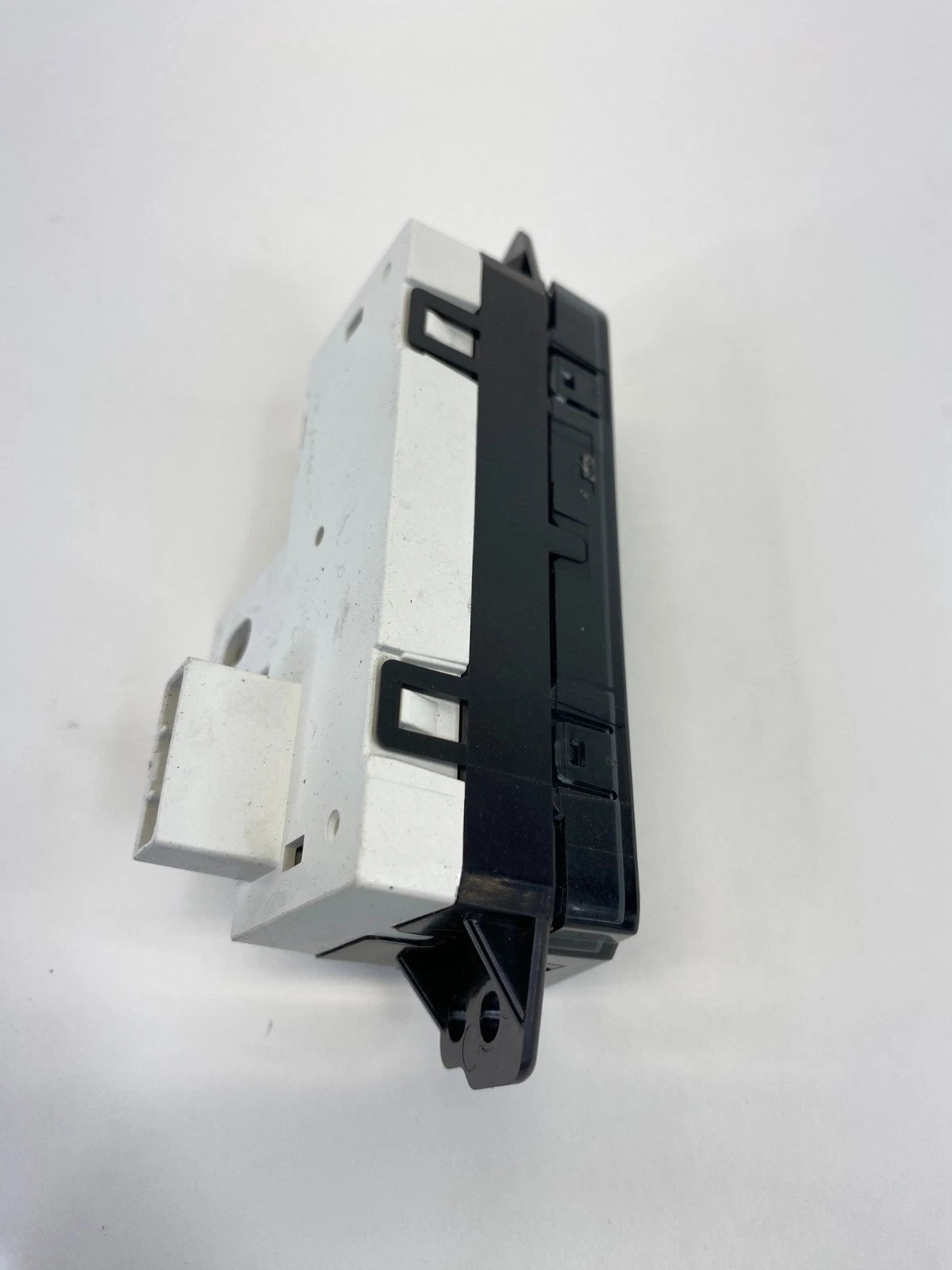 2012 2013 TOYOTA COROLLA SEDAN 4-DR FRONT CENTER DASH DIGITAL CLOCK ASSEMBLY OEM