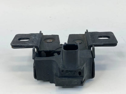 2008-2012 LAND ROVER LR2 HOOD LOCK LATCH RELEASE ACTUATOR OEM