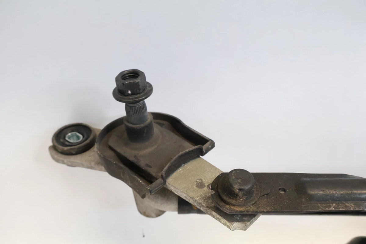 2007-2010 HYUNDAI ELANTRA FRONT WINDSHIELD WIPER MOTOR W/ LINKAGE ASSY OEM