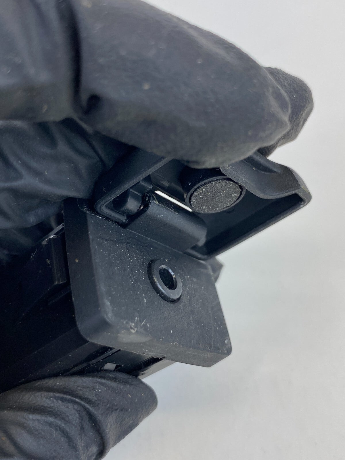 13-22 Acura ILX 09-14 TSX Center Console Audio AUX Auxiliary Outlet Jack Bezel