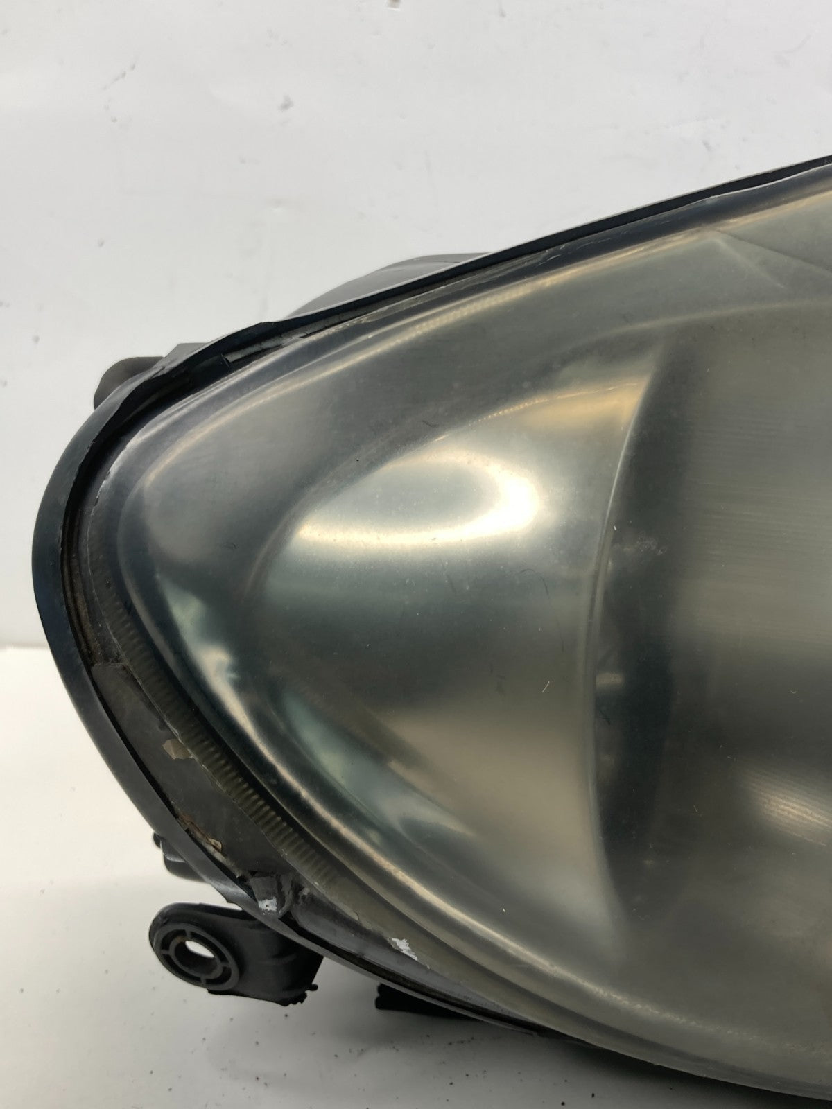 2003 2004 Infiniti G35 Front Left Driver Side Headlight Headlamp Aftermarket