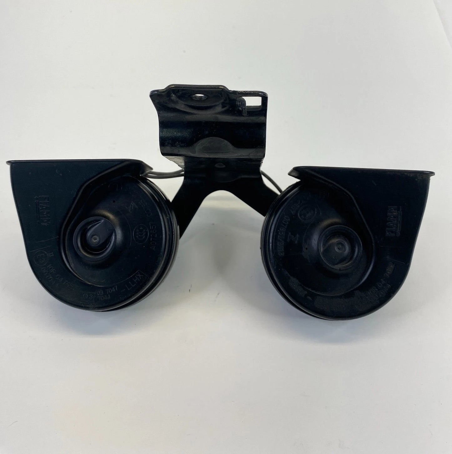 2016-2019 FORD INTERCEPTOR UTILITY LEVEL 2 DUAL NOTE HORN & MOUNTING BRACKET OEM