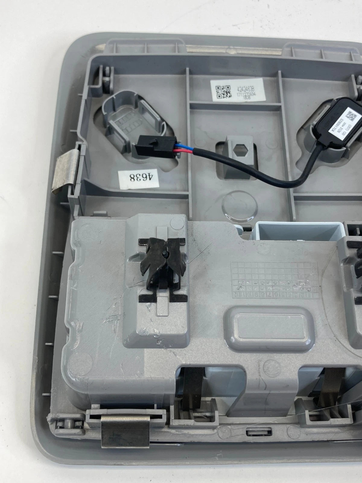 2017-2020 Chevrolet Trax Roof Overhead Console Dome Map Light Lamp 42424638 OEM