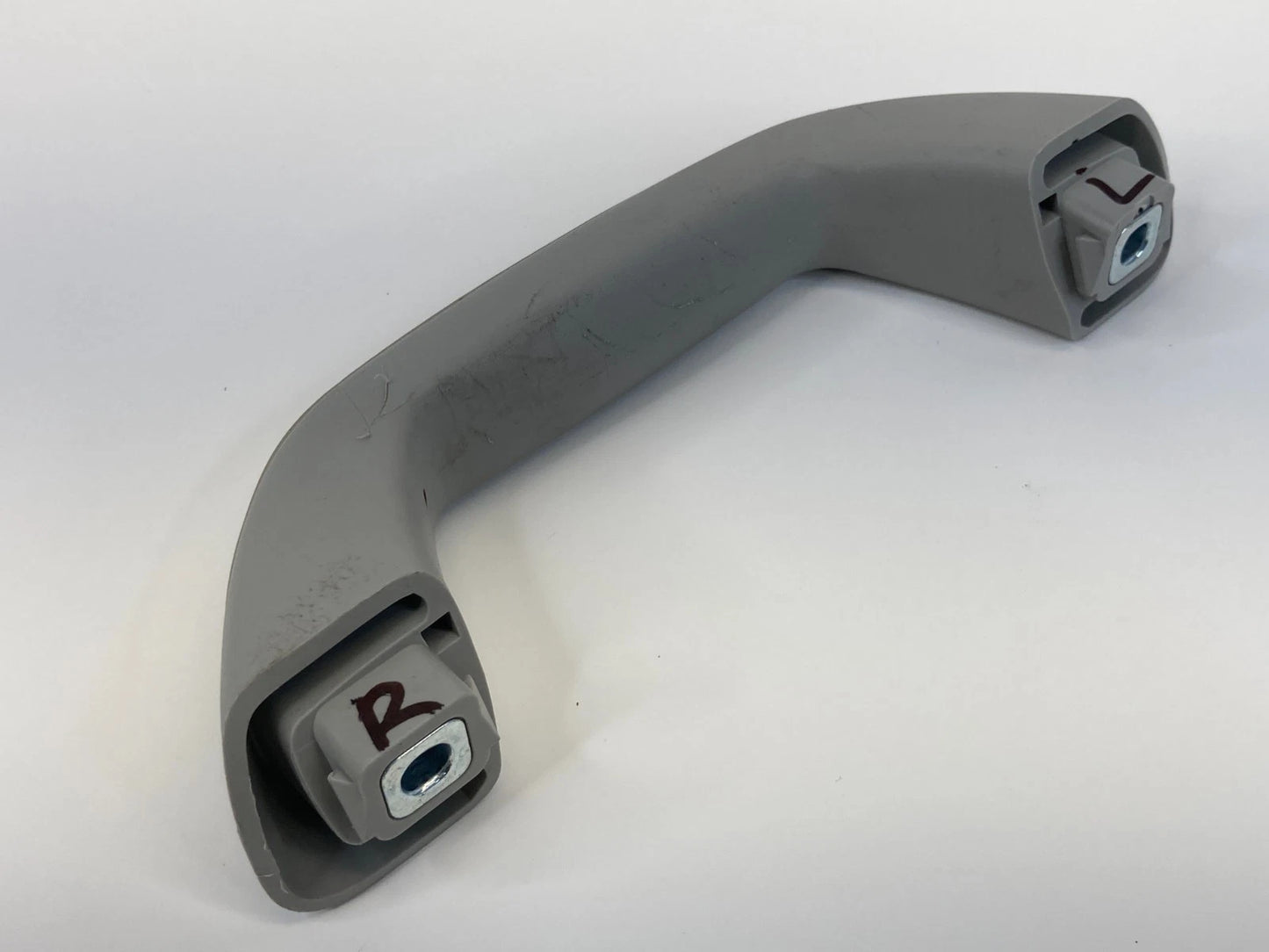 12-15 CHEVY CAPTIVA SPORT W/O SUNROOF REAR LEFT & RIGHT GRAB GRIP HANDLE SET