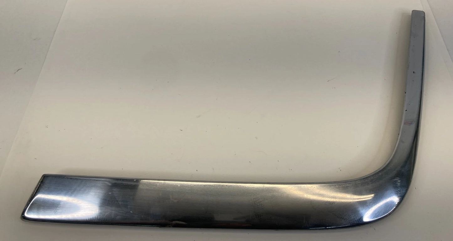 1998-2002 MERCEDES-BENZ E430 FRONT RIGHT & LEFT BUMPER MOLDING GARNISH TRIM OEM