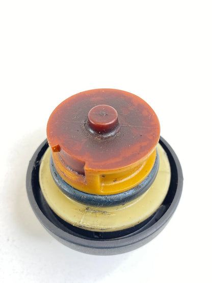 2005 2006 2007 2008 2009 2010 PONTIAC G6 3.5L ENGINE OIL FILLER CAP LID OEM