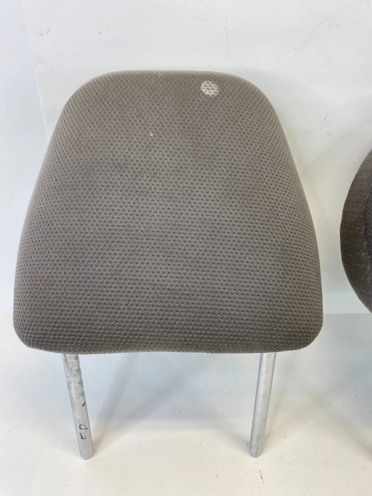 2007-2009 HONDA CR-V SUV FRONT LEFT & RIGHT SEAT HEADREST HEAD REST SET OEM