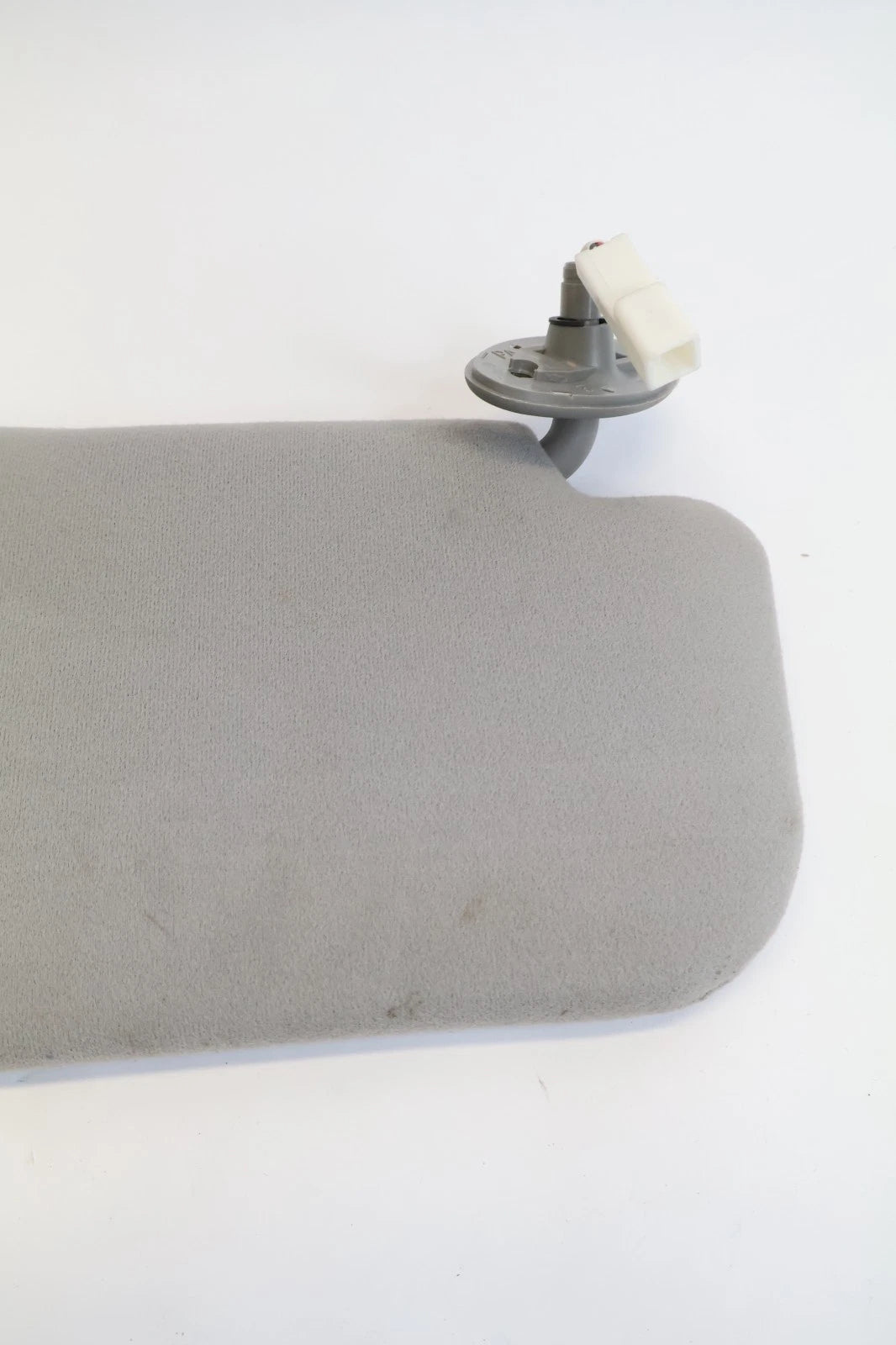 2004-2009 TOYOTA PRIUS LEFT DRIVER SIDE SUNVISOR SUN VISOR SHADE W/ MIRROR OEM