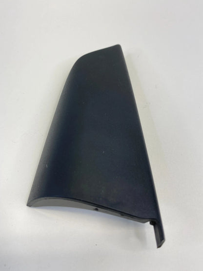06-13 AUDI A3 FRONT RIGHT DOOR INTERIOR CORNER COVER TRIANGLE TRIM 8P4-857-506