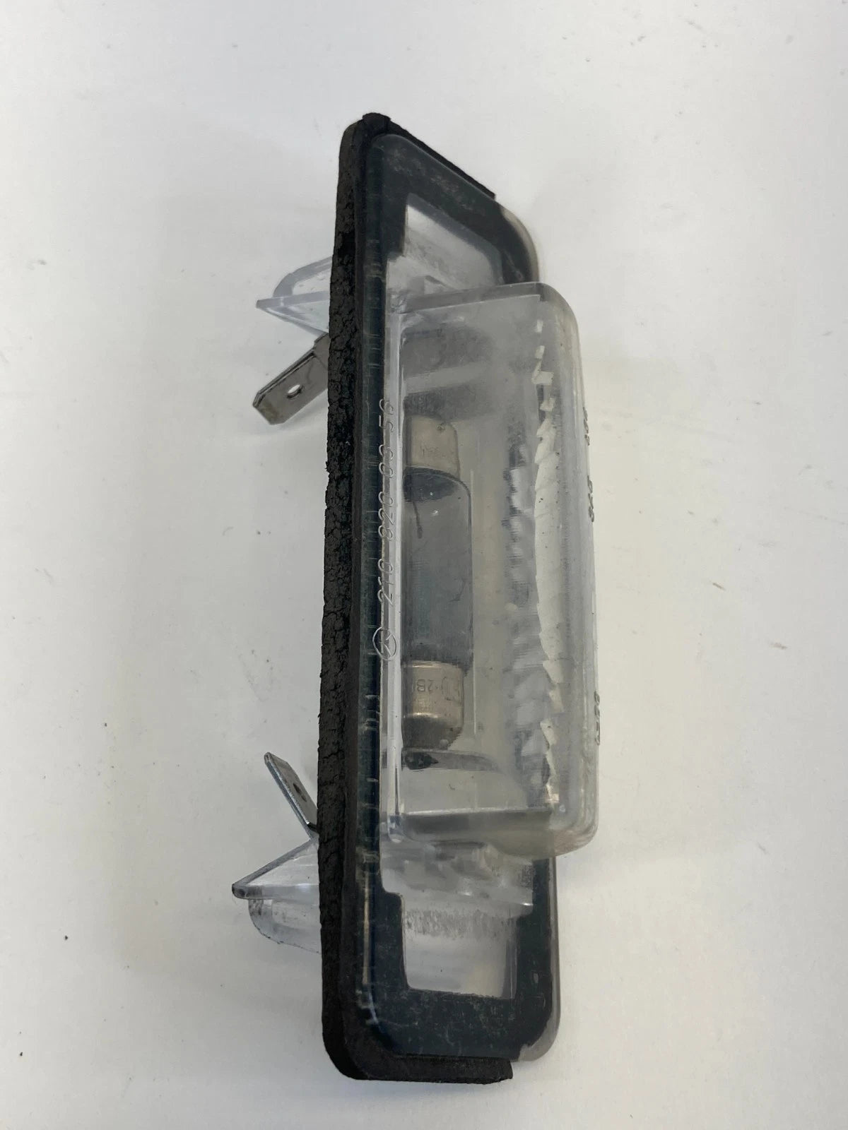 1998-2002 MERCEDES-BENZ E430 REAR TRUNK LICENSE PLATE LIGHT LAMP 2108200356 OEM