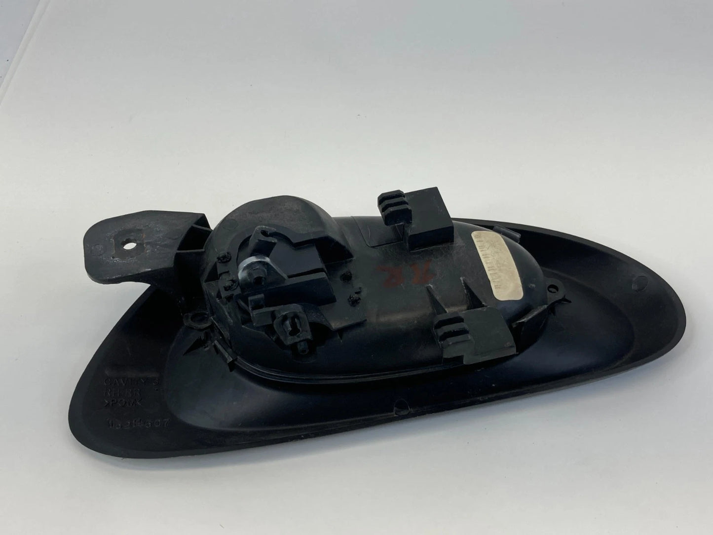 2002-2009 CHEVROLET TRAILBLAZER REAR RIGHT SIDE INTERIOR DOOR HANDLE 15214507
