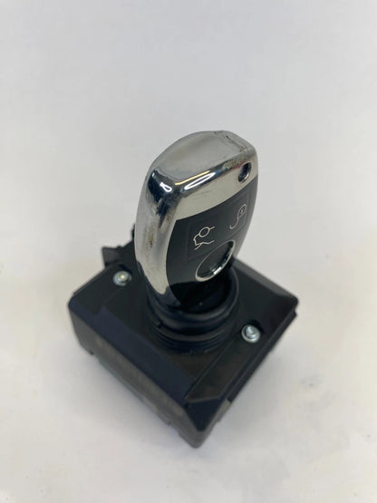 2010-2015 MERCEDES-BENZ GLK350 IGNITION SWITCH CONTROL MODULE W/ KEY A2079052900