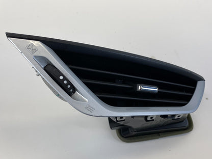 2010-2017 GMC Terrain Center Dash Right Passenger Side A/C Heat Air Vent Grill