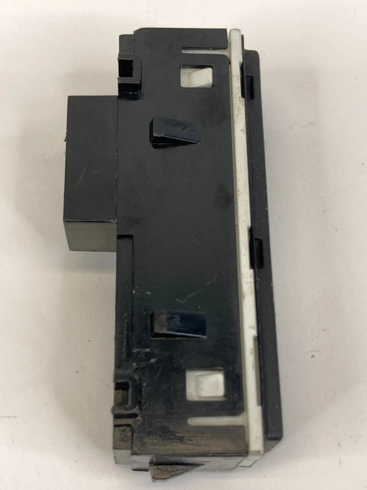 2006-2013 CHEVROLET IMPALA DASH PASSENGER SWITCH INDICATOR LIGHT 22625546