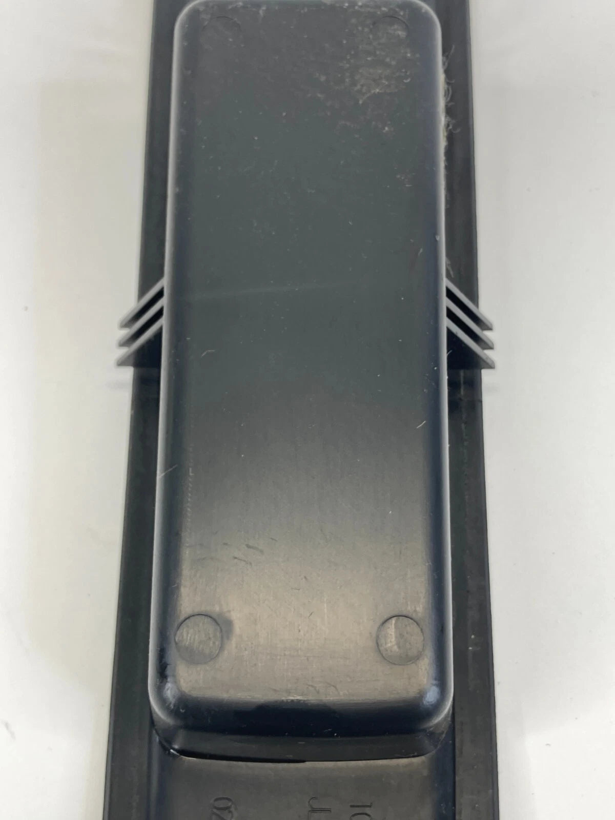 2003-2007 CADILLAC CTS FRONT RIGHT SIDE DOOR WINDOW SWITCH COVER TRIM 10299JL467