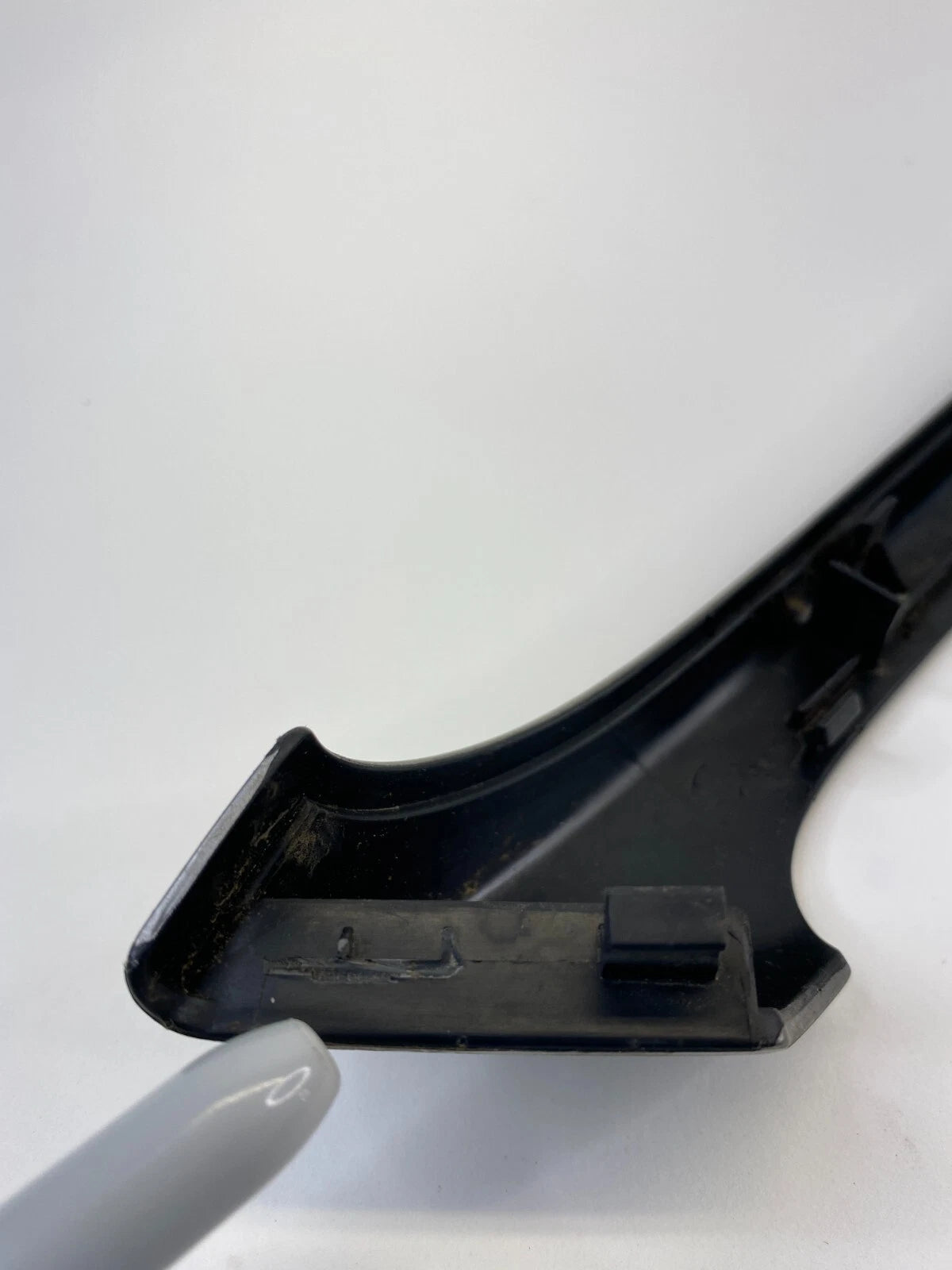 2005-2010 PONTIAC G6 REAR RIGHT BACK INNER DOOR PULL HANDLE COVER TRIM OEM