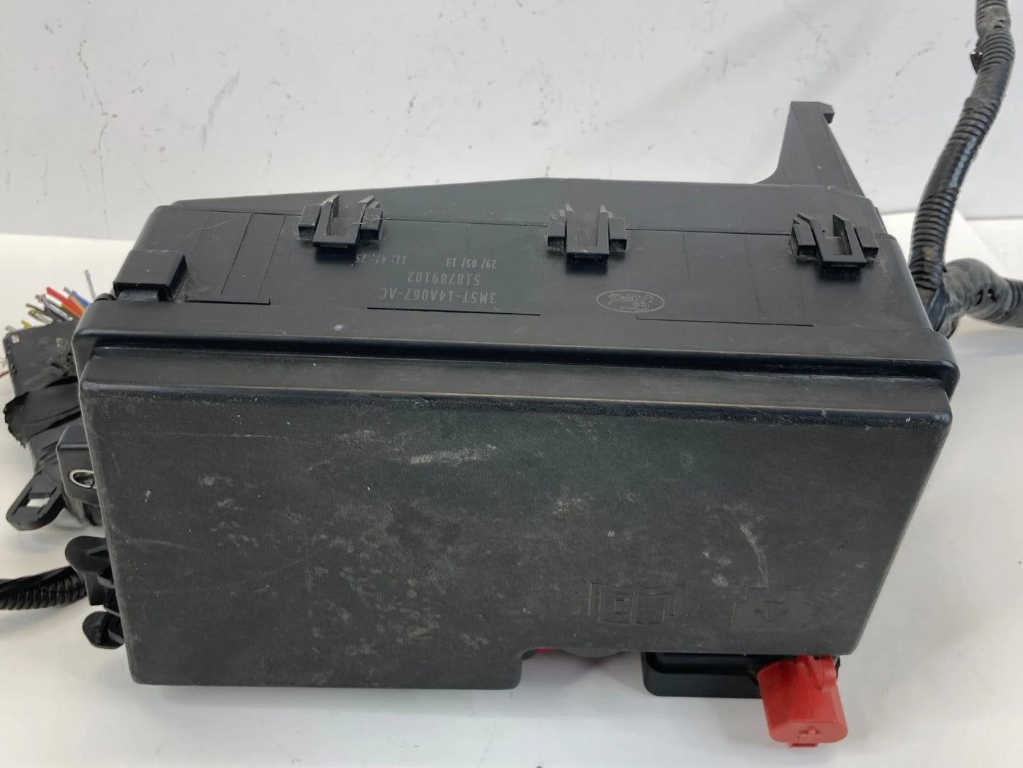 13-18 FORD C-MAX 2.0L HYBRID ENGINE FUSE BOX JUNCTION BLOCK PANEL FV6T-14K733-BA