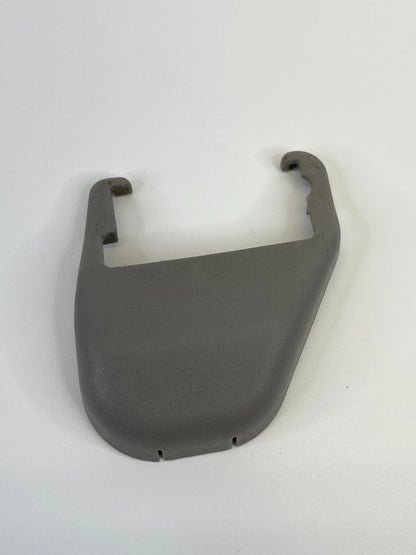 2003 2003 02 03 LEXUS ES300 FRONT LEFT SEAT TRACK END COVER CAP TRIM OEM