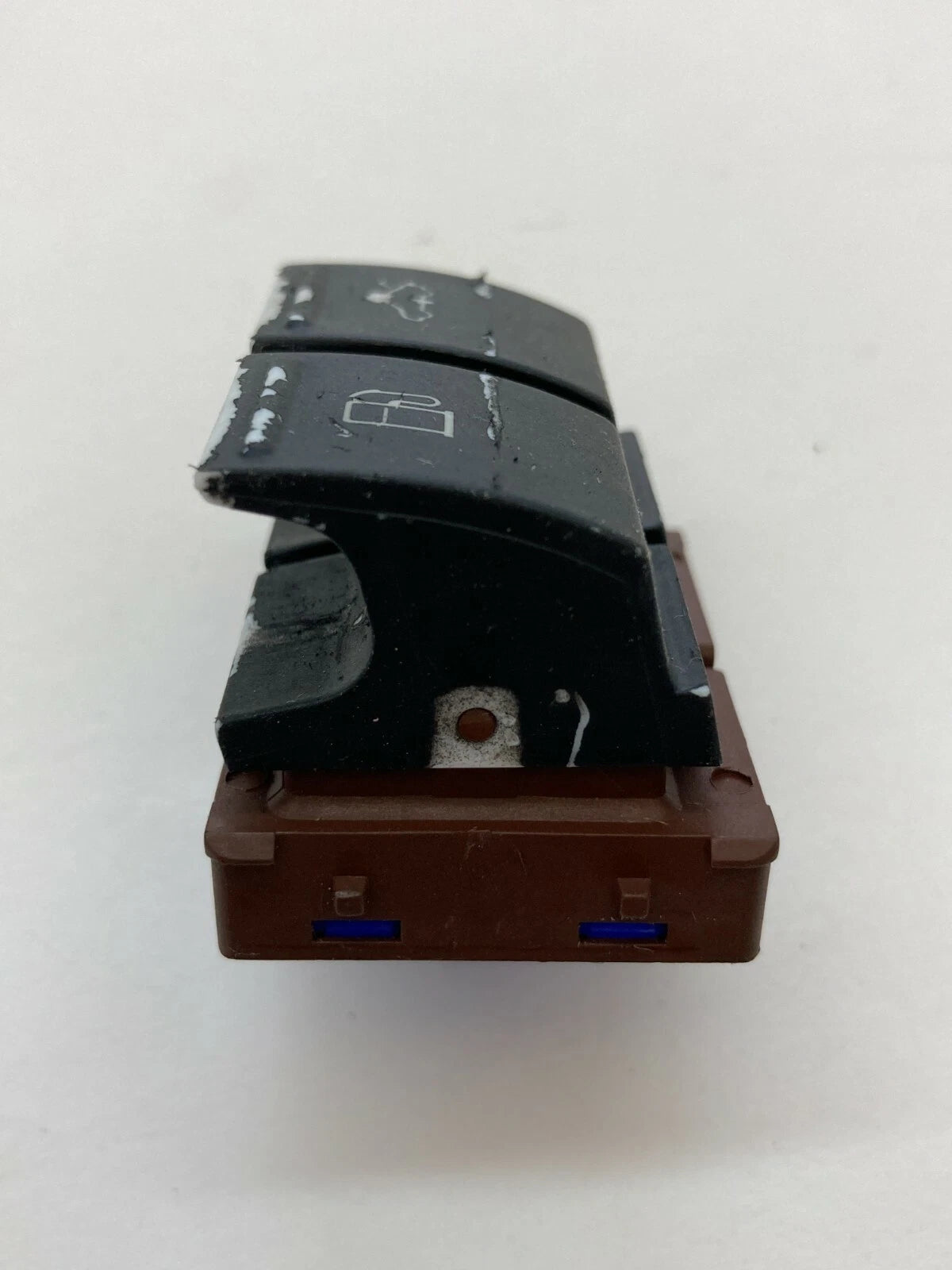 06-10 VW VOLKSWAGEN PASSAT SEDAN TRUNK & FUEL GAS TANK RELEASE SWITCH 3C0959903