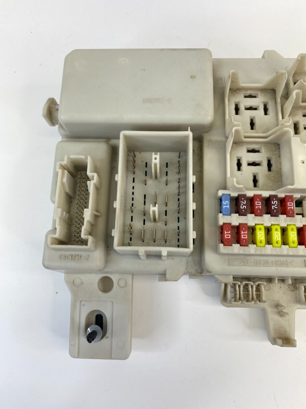 2007-2009 Mazda 3 Mazda3 Sedan 2.3L Control Module Cabin Fuse Box 519062137 OEM