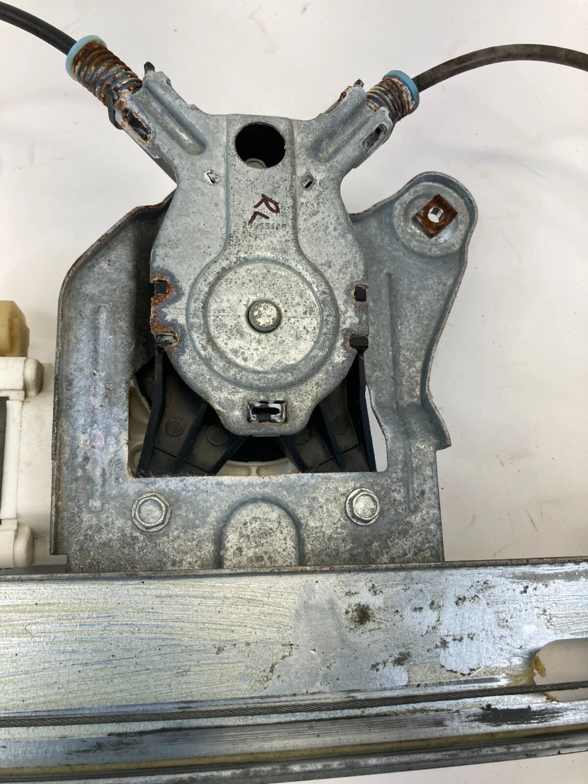 2008-2015 CADILLAC CTS REAR LEFT SIDE DOOR POWER WINDOW REGULATOR W/MOTOR OEM