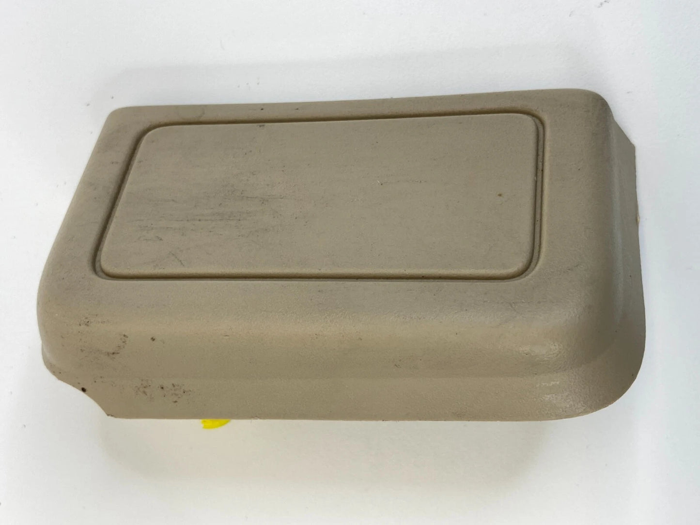 2008-2012 BUICK ENCLAVE FRONT RIGHT SIDE SEAT TRACK BOLT CAP COVER TRIM 1193872