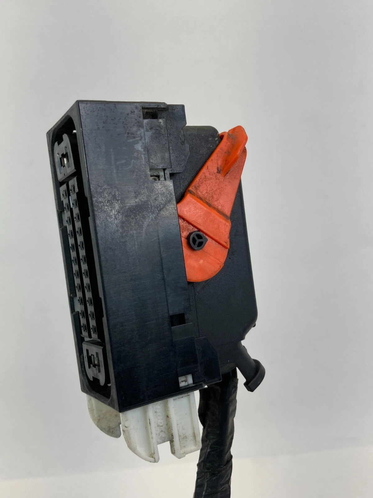 2009 MITSUBISHI LANCER ABS ANTI LOCK BRAKE PUMP MODULE PLUG CONNECTOR RELAY OEM