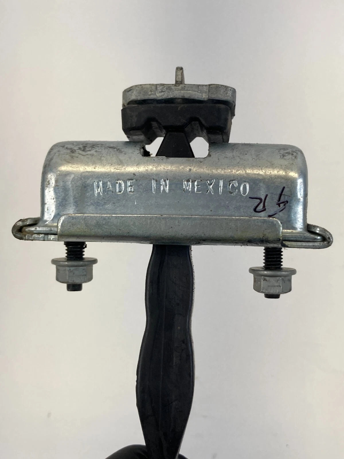 2013-2020 FORD FUSION FRONT RIGHT PASSENGER SIDE DOOR CHECK STOPPER HINGE DETENT
