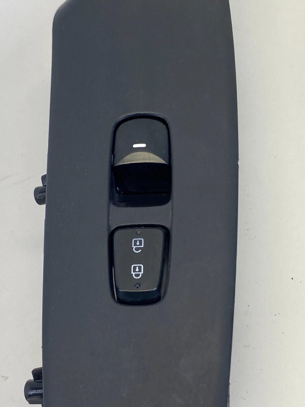 2013-2017 HYUNDAI ELANTRA GT FRONT RIGHT PASSENGER WINDOW SWITCH W/ PULL HANDLE