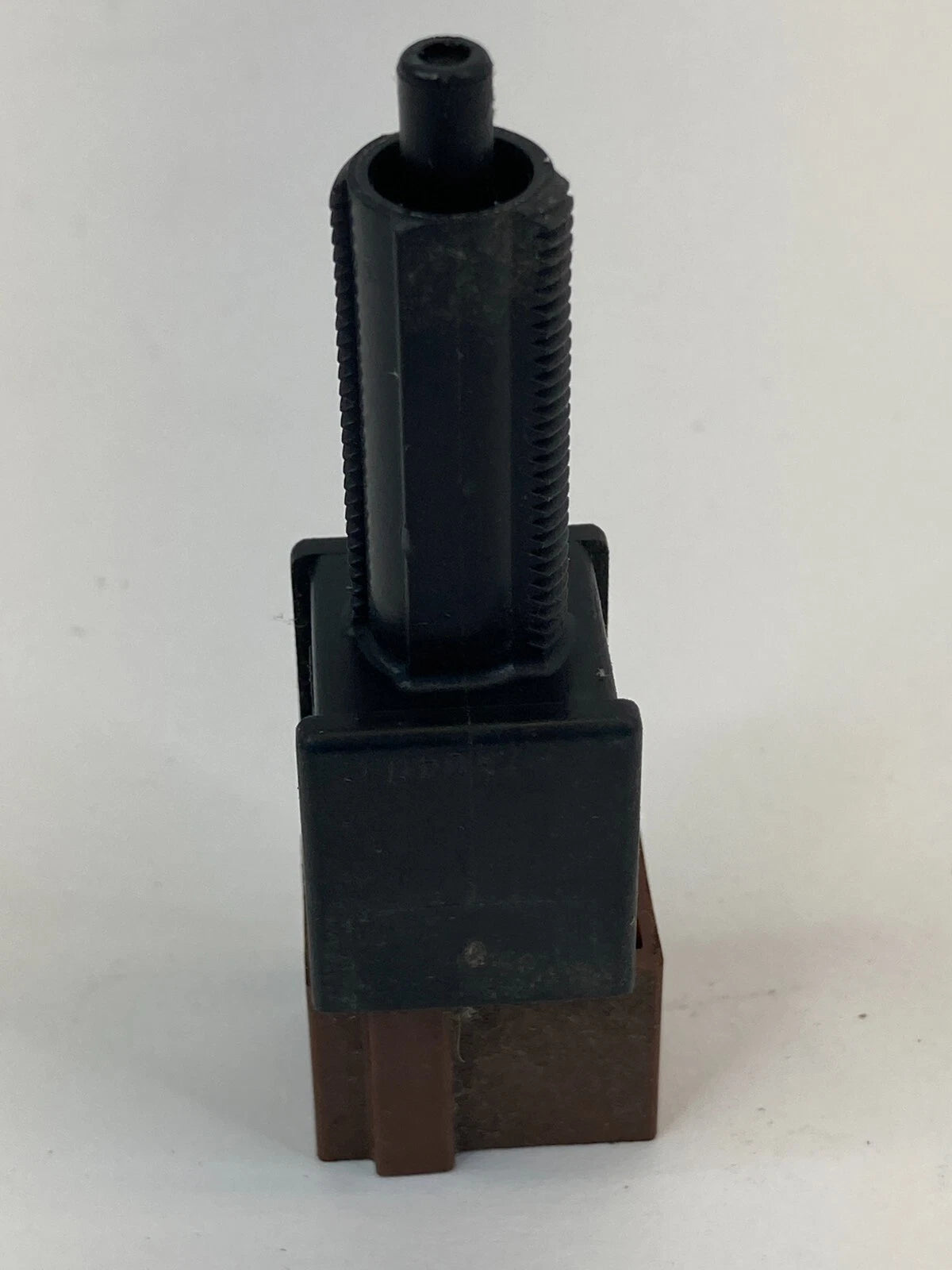 2008-2013 NISSAN ROGUE 07-19 VERSA BRAKE STOP LAMP STOPLAMP SENSOR SWITCH OEM