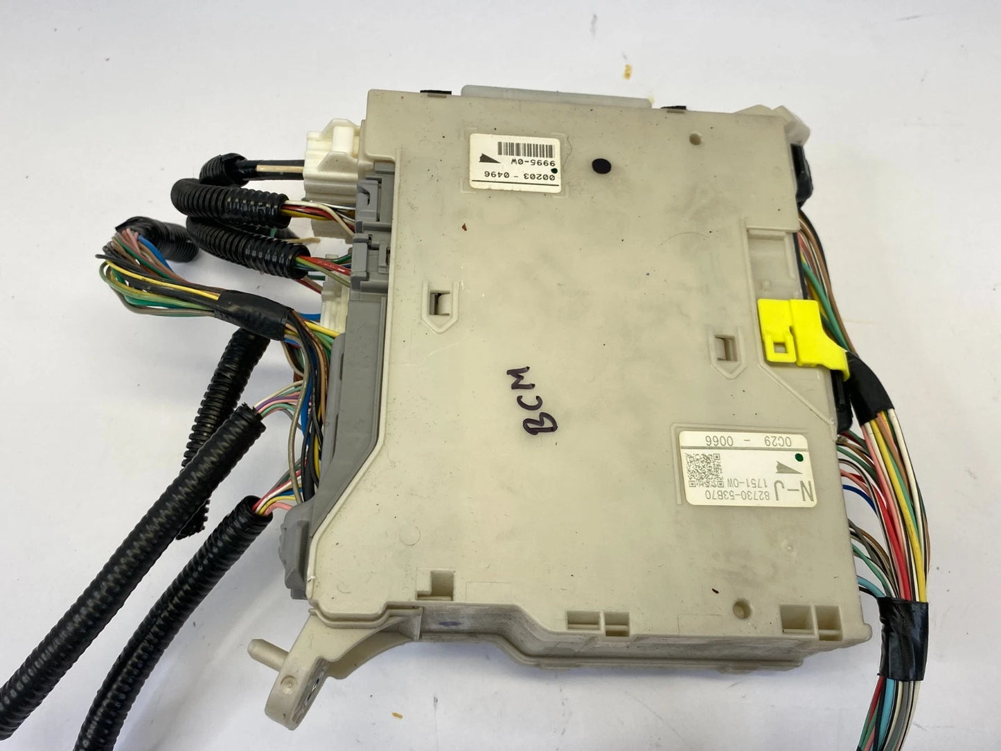 2010-2013 LEXUS IS250 IS350 2.5L RIGHT FUSE BOX RELAY JUNCTION 82730-53B70 OEM