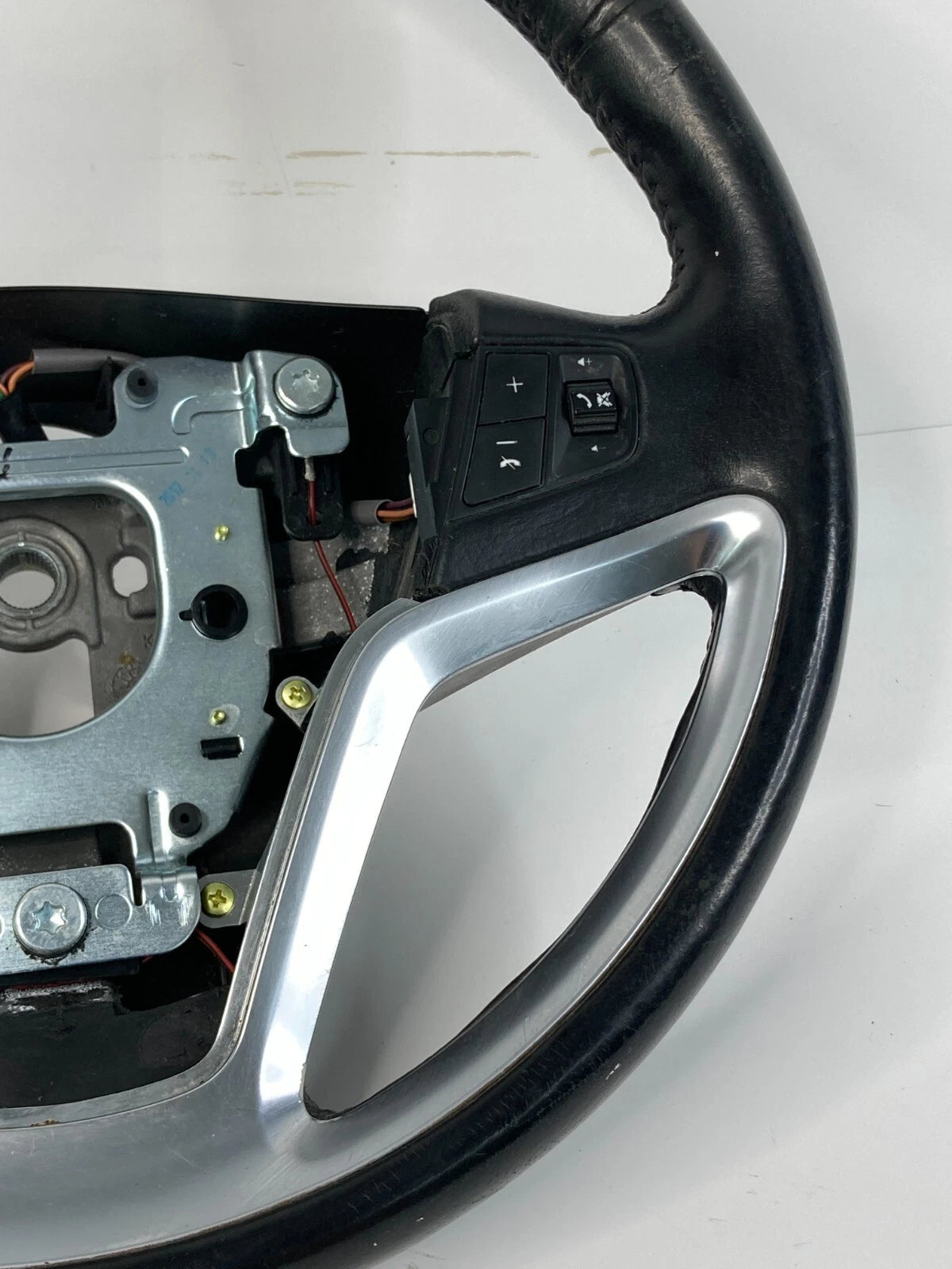 12 13 14 15 CHEVROLET CAPTIVA SPORT STEERING WHEEL W/CRUISE CONTROLS OEM