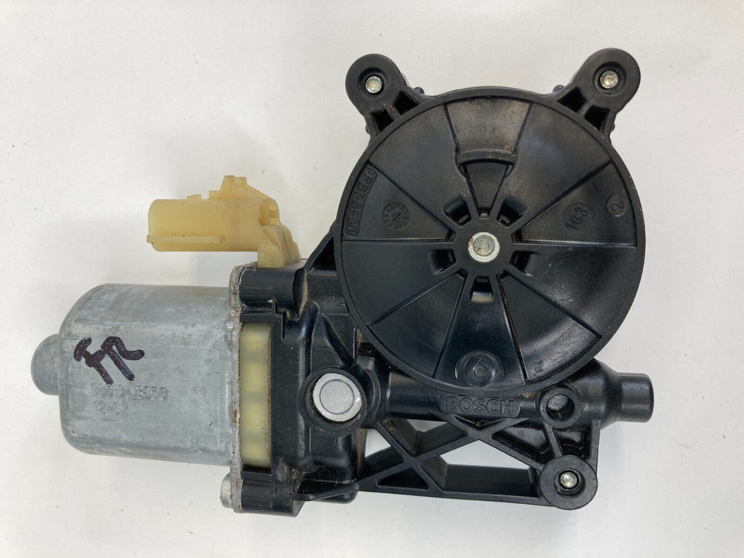 2012-2017 Chevy Equinox Front Right Side Door Power Window Motor 98810-J3050 OEM